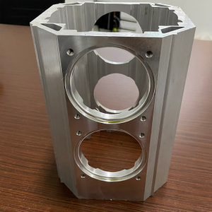 Caja acústica de aluminio Extrusión de perfil de aluminio Perforación de perfil de aluminio